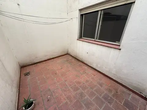Venta | Departamento 2 ambientes con patio | Recoleta