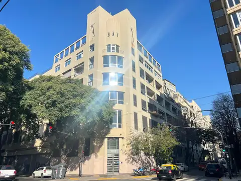 Oficina 3 ambientes con 2 baños