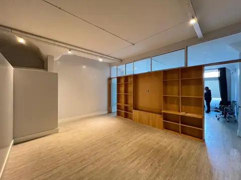 Oficina en  El Edificio 'La Algodonera", Cocina Independiente, 2 Baños Completos