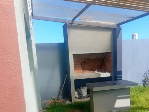 Casa en Venta en Carlos Spegazzini, USD 95.000