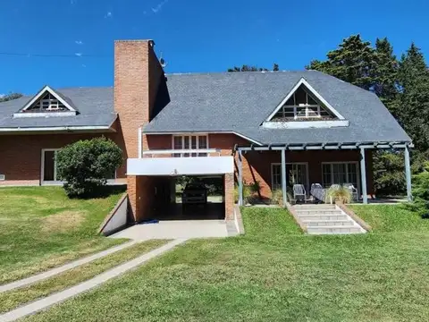 Casa en Venta con 1 cochera