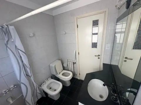 Departamento en Alquiler con 1 cocheras