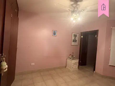 Casa 6 ambientes con 3 baños