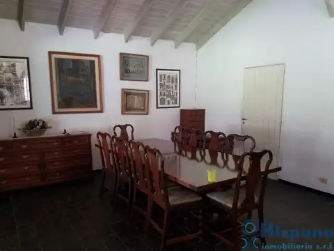 Excelente Casa en venta, sobre Luis Maria Drago, Barrio Yei Porá. APTA CREDITO