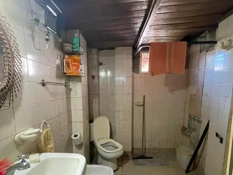 Depto Tipo Casa en Alquiler con 1 cocheras