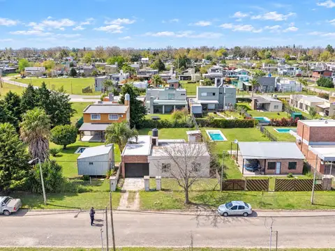 Casa en venta de 3 dormitorios apta crédito