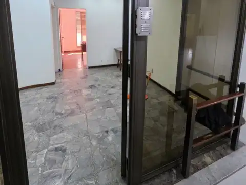 Oficina en Venta 50 años