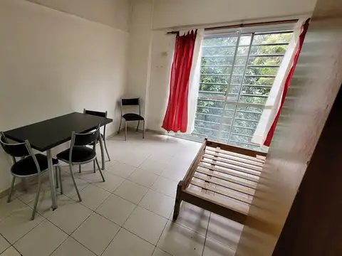 Departamento Monoambiente Amueblado, con aire, en Alquiler en Morón Norte a 4 Cuadras de la Estación