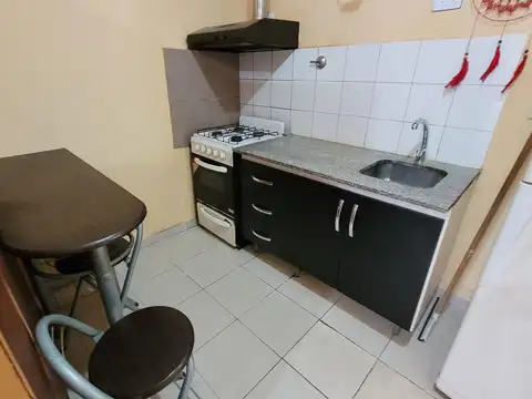 Departamento monoambiente amueblado en ALQUILER - Morón
