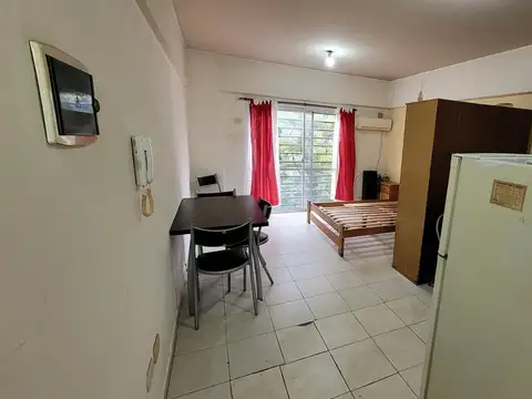 Departamento Monoambiente Amueblado en Alquiler en Morón Norte a 4 Cuadras de la Estación