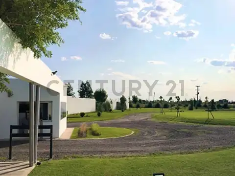 Vemta de Lote en Ruta 2  -  Barrio CAMPOS DE LA ENRIQUETA