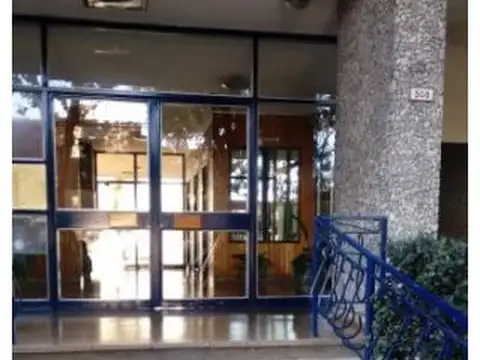 VERSALLES, EDIFICIO TORRE, A ESTRENAR 3AMBIENTES BALCON SALIENTE, BUEN ESTADO GENERAL