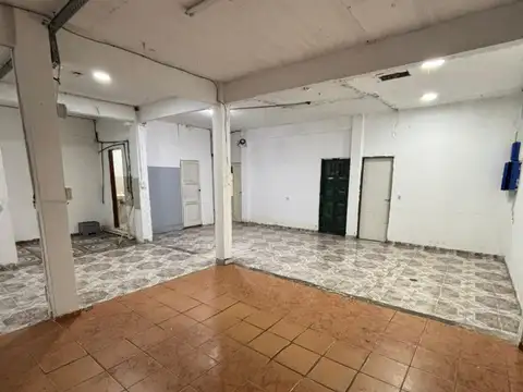 Local en Alquiler en Ranelagh, $ 550.000