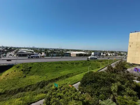 J. J. Paso y Av. Circunvalación