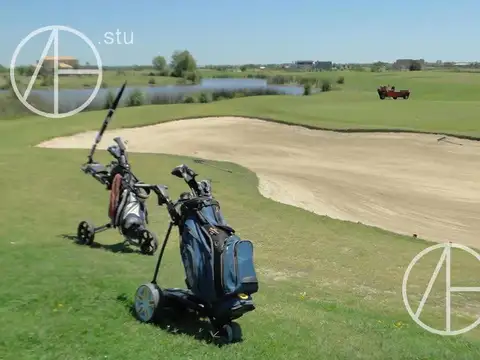 Terreno en Venta en El Cantón - Barrio Golf, USD 89.000