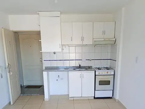 Departamento en Alquiler en Haedo, $ 500.000