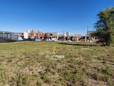 Terreno en Venta 30  mts Fondo
