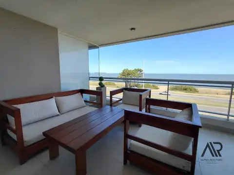 Departamento 4 ambientes con 4 baños