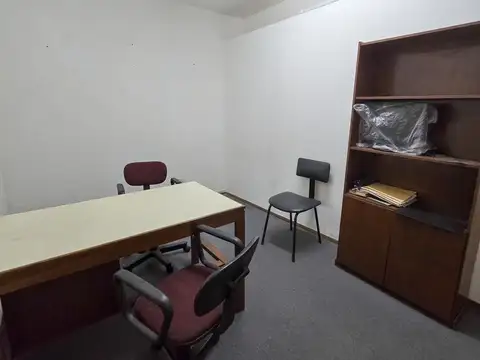 Oficina 2 ambientes con 1 baño