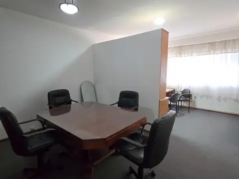 Oficina en Venta 40 años