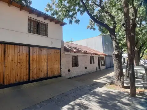 VENTA  OPORTUNIDAD CASA  BARRIO AERONAUTICO HERAS