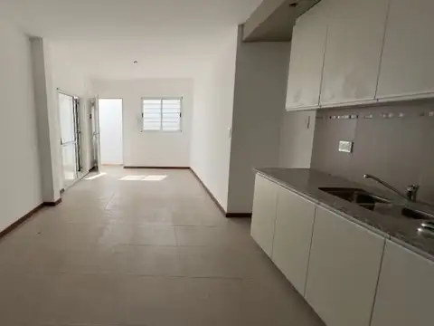 Granadero Baigorria: departamentos a estrenar, 2 dormitorios con patio