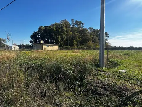 Terreno en Venta en Los Pinos, USD 35.000