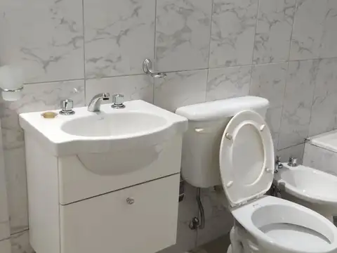 Departamento en Alquiler en Martin, $ 430.000