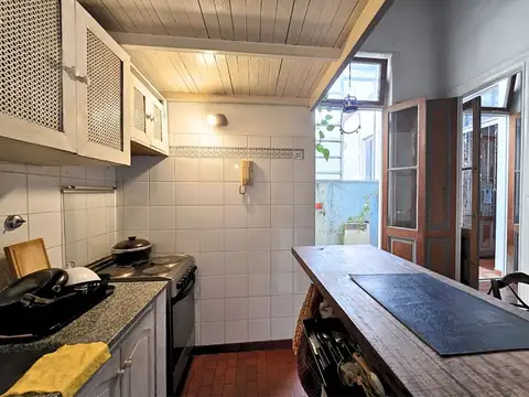 Depto Tipo Casa 2 ambientes con 1 baño
