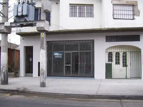 Avenida Hipólito Yrigoyen 1000