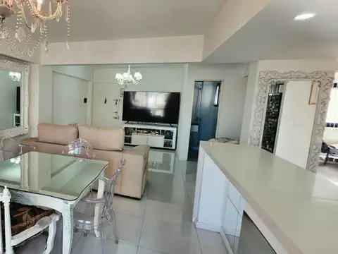 VENTA DEPTO 3 AMB EN LANÚS CON COCHERA Y BALCÓN