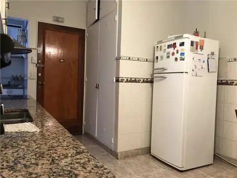 VENTA. OPORTUNIDAD ÚNICA EN RECOLETA: 4 AMBIENTES + DEPENDENCIA, SÚPER LUMINOSO Y SILENCIOSO