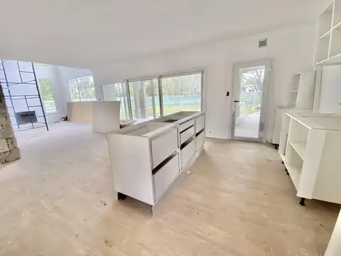 Casa en barrio cerrado Miralagos