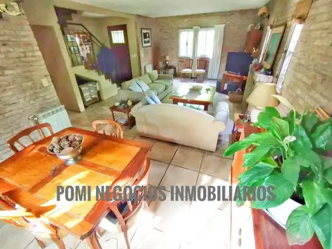 Casa 4 ambientes con 3 baños