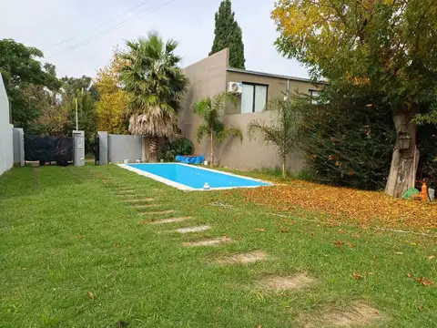 638 e/ 135 y 136 2000