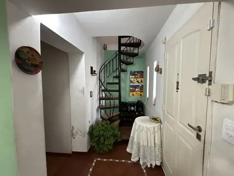Depto Tipo Casa en Venta de 3 dormitorios
