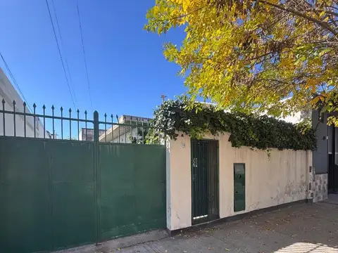 Casa MULTIFAMILIAR 8 AMB a 2 c. est. Soldati