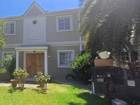 CASA EN VENTA CON RENTA EN MASCHWITZ COUNTRY CLUB