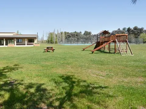 Terreno en Venta en Campana, USD 31.500