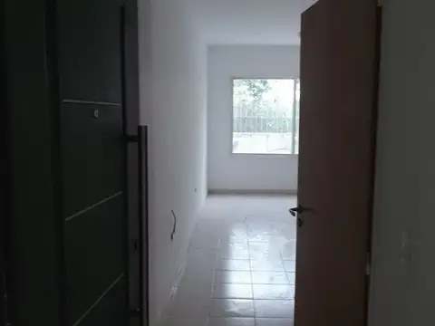 Juramento 1400, Piso 1