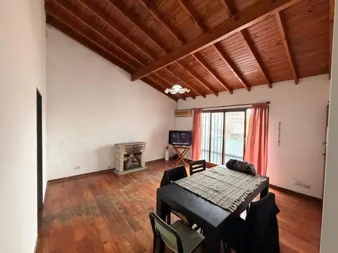 Depto Tipo Casa en Alquiler de 3 dormitorios