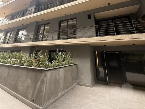 Departamento en Venta en Barrio Parque Leloir, USD 200.000