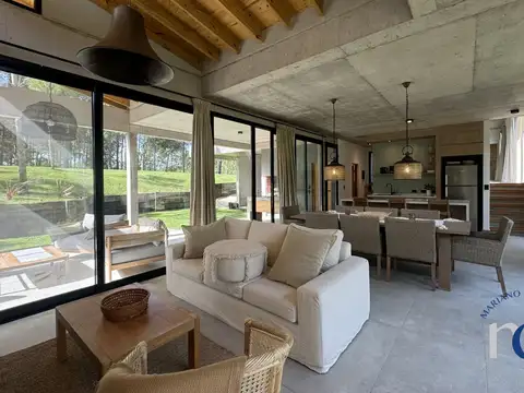 Casa en Venta al Oeste