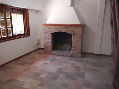Bernardo De Irigoyen 300