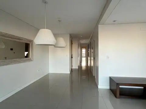 Departamento 4 ambientes con 3 baños