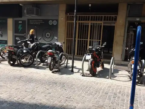 Carabelas 281 , Piso 1