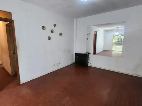 Departamento en Venta en Rafael Calzada, USD 62.000