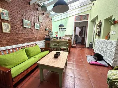 Depto Tipo Casa en Venta de 4 ambientes