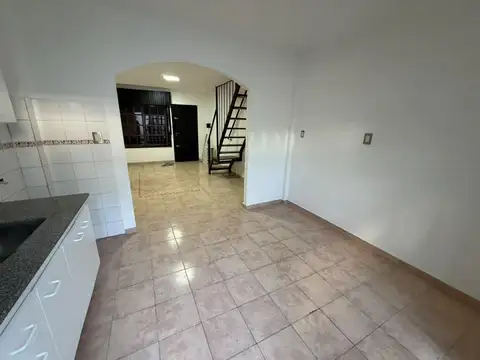 Depto Tipo Casa en Alquiler 20 años