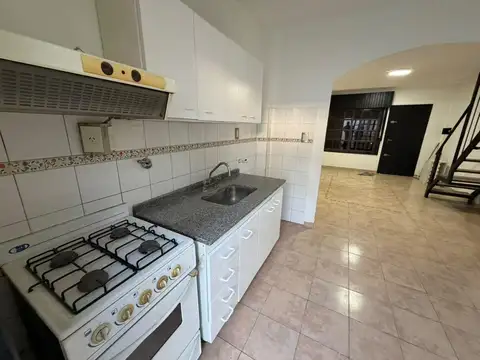 Depto Tipo Casa en Alquiler al Noroeste